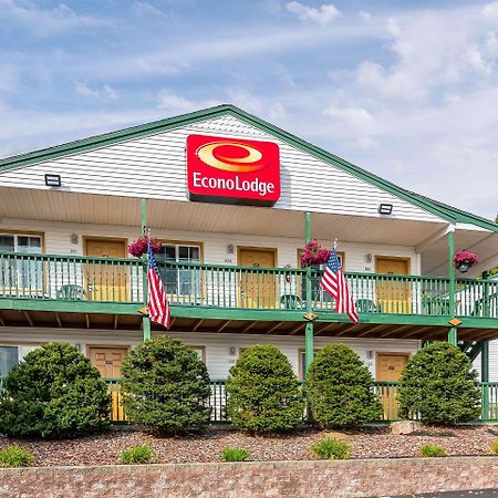 Rodeway Inn Lake George Outlets Dış mekan fotoğraf