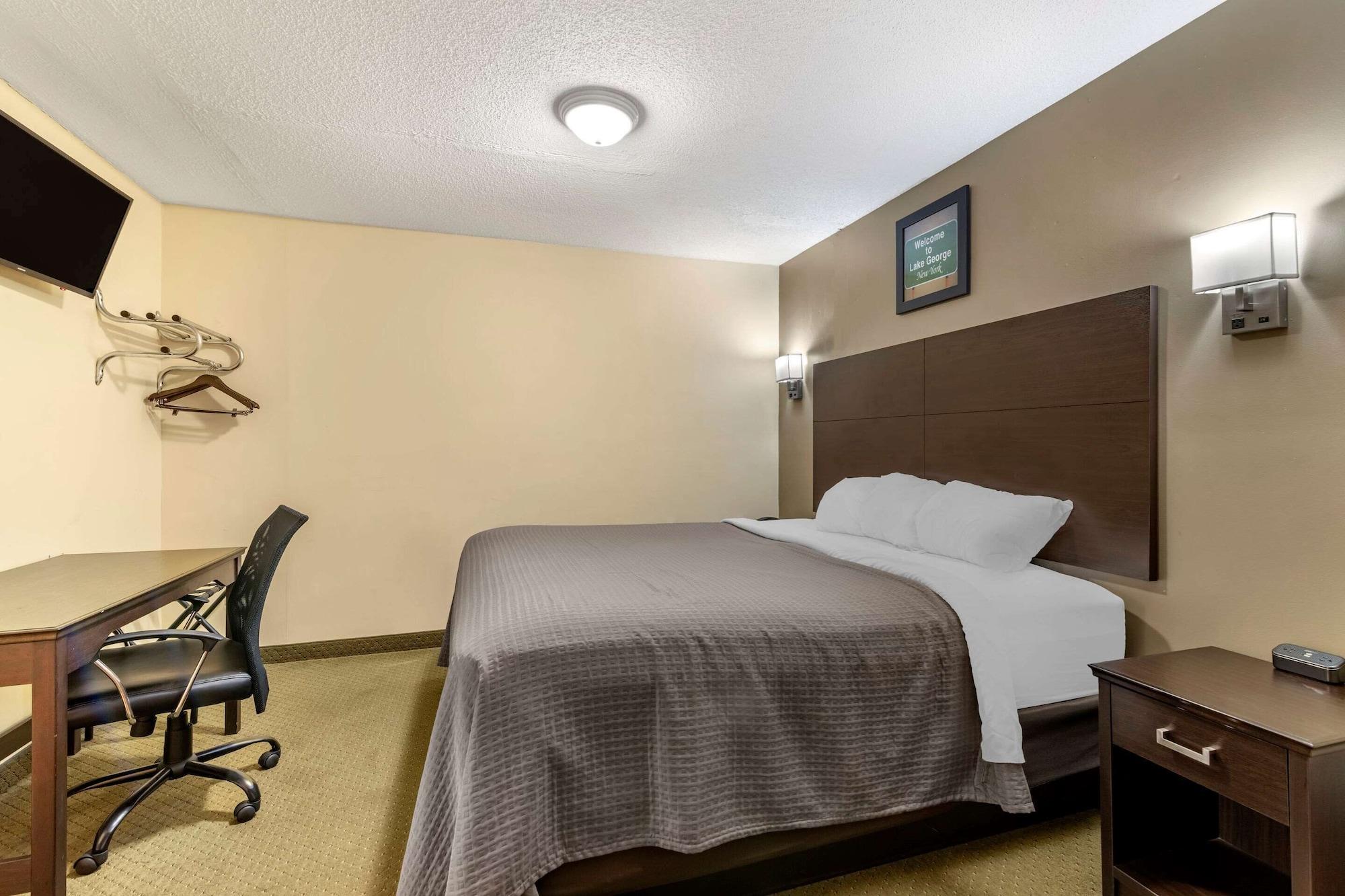 Rodeway Inn Lake George Outlets Dış mekan fotoğraf