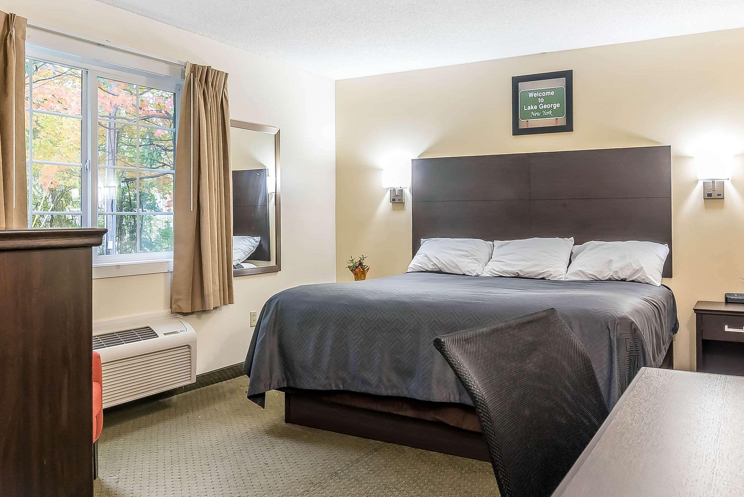 Rodeway Inn Lake George Outlets Dış mekan fotoğraf