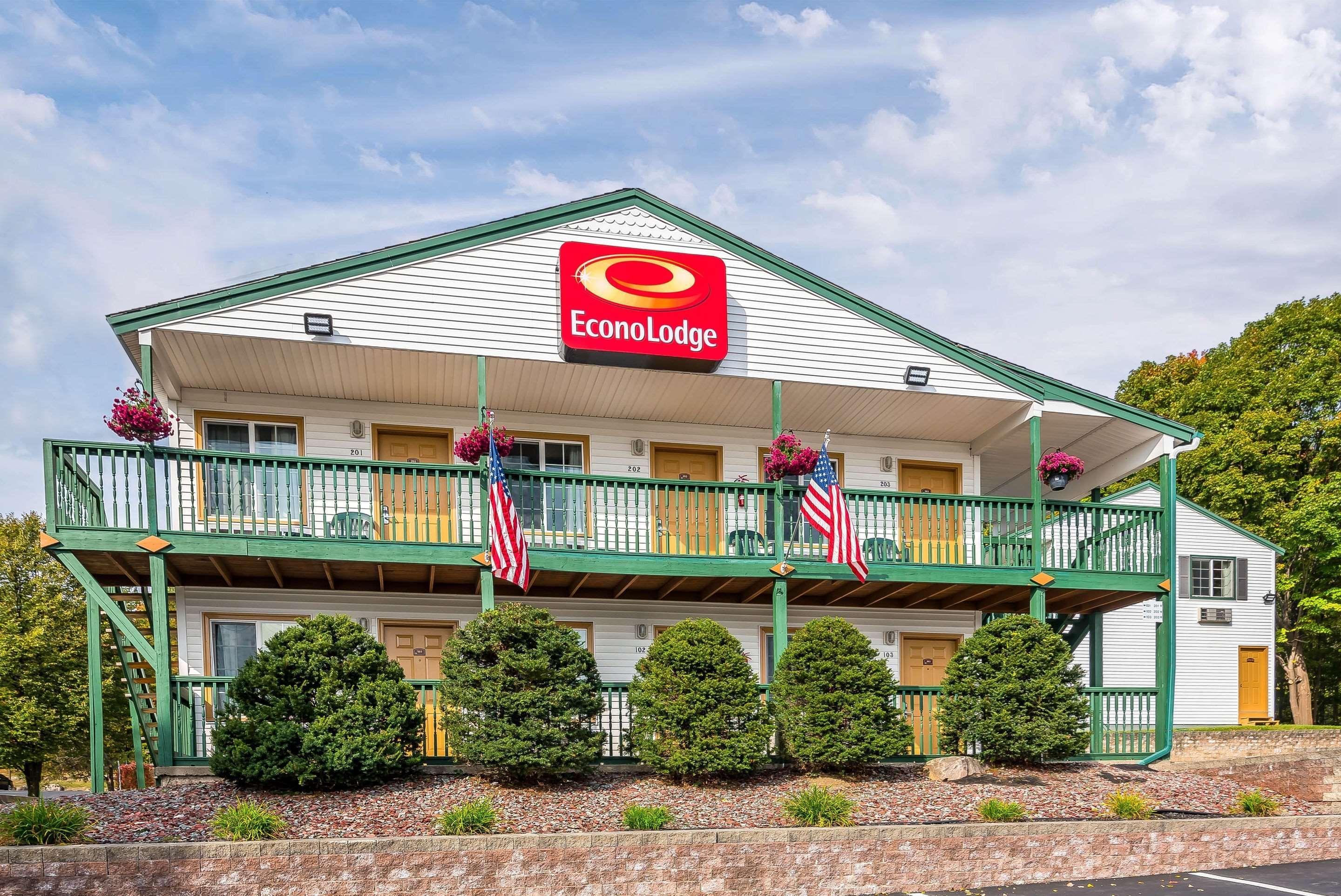 Rodeway Inn Lake George Outlets Dış mekan fotoğraf