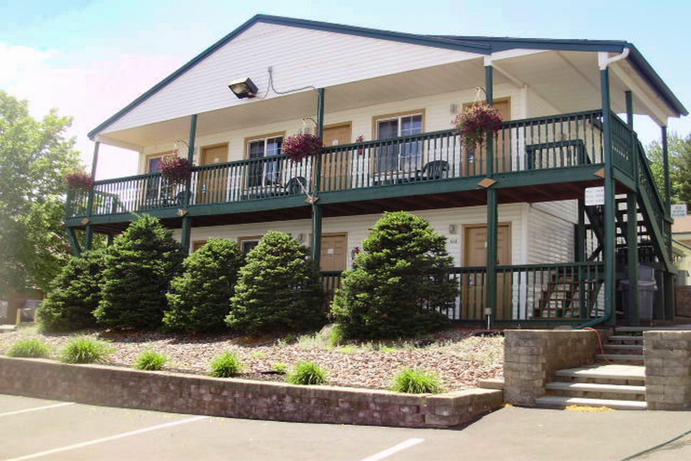 Rodeway Inn Lake George Outlets Dış mekan fotoğraf